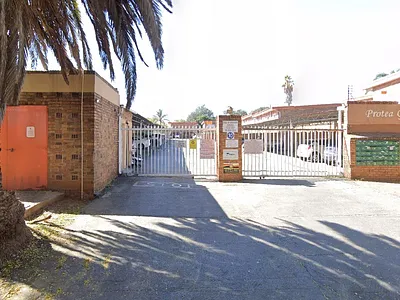 2 Bedroom Townhouse For Sale in Boksburg - HWmI.webp