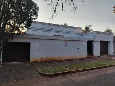 8 Bedroom House For Sale in Johannesburg - HnGk.webp