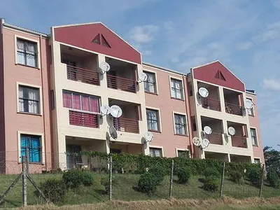 2.5 Bedroom Apartment To Rent in Pinetown - g1w7.webp