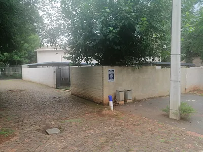 4 Bedroom Apartment To Rent in Randburg - nuey.webp