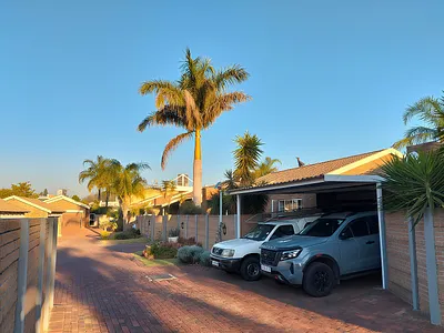 2 Bedroom Townhouse To Rent in Allen's Nek, Roodepoort - PbYH.webp