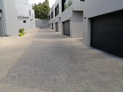 3 Bedroom Apartment To Rent in Sandton - img