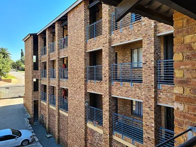 1 Bedroom Apartment To Rent in Roodepoort - img