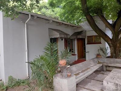 1 Bedroom Apartment To Rent in Johannesburg - img