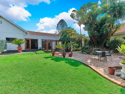8 Bedroom House For Sale in Randburg - img