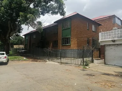 8 Bedroom Apartment For Sale in Johannesburg - sO3a.webp