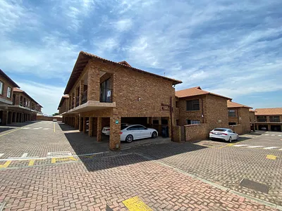 2 Bedroom Apartment To Rent in Germiston - img
