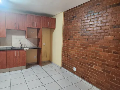 1 Bedroom Apartment To Rent in Randburg - img