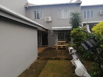 3 Bedroom Apartment For Sale in Durban - img