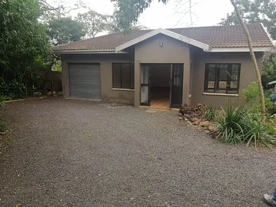 3 Bedroom House To Rent in Verulam - KzSN.webp