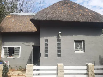 1 Bedroom Apartment To Rent in Roodepoort - img