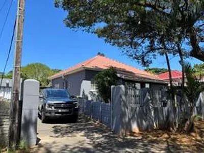 3 Bedroom House To Rent in Durban - 32Jz.webp