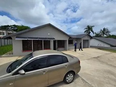 3 Bedroom House To Rent in Durban - f7Cw.webp