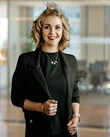 Cathrina Correia - i7p9.webp