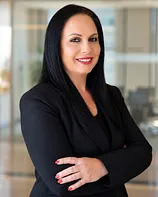 Caroline du Preez - cQw9.webp