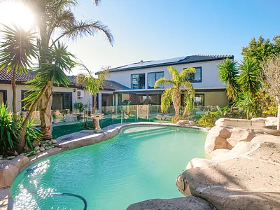4 Bedroom House For Sale in Blouberg - nxTe.webp
