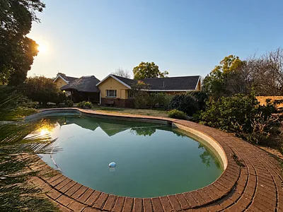 4 Bedroom House For Sale in Klerksdorp - 6AT1.webp