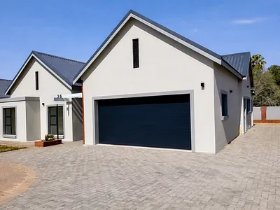 4 Bedroom House For Sale in Hartbeespoort - tzoU.webp