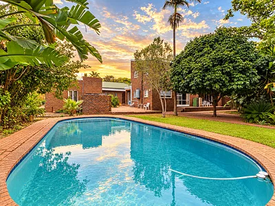 6 Bedroom House For Sale in Pretoria - l2JC.webp