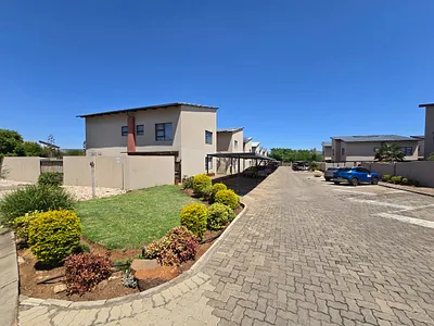 2 Bedroom Apartment For Sale in Hartbeespoort - YZ92.webp