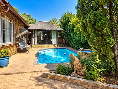 5 Bedroom House For Sale in Brakpan - cS0E.webp