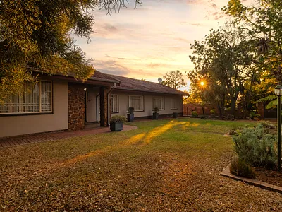 4 Bedroom House For Sale in Pretoria - 9b3z.webp