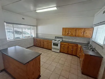 4 Bedroom House For Sale in Welkom - 6UR1.webp