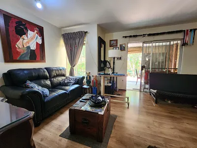 2 Bedroom Townhouse For Sale in Pretoria - qLL9.webp
