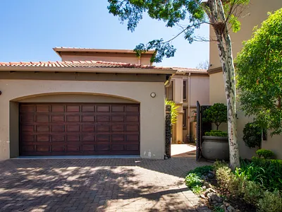4 Bedroom House For Sale in Pretoria - CvlA.webp