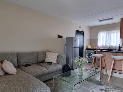 2 Bedroom Townhouse For Sale in Pretoria - o81u.webp