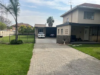 4 Bedroom House For Sale in Welkom - O4zH.webp