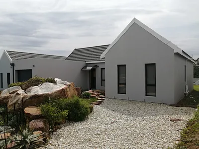 2 Bedroom Townhouse For Sale in Port Elizabeth - img