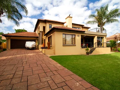3 Bedroom House For Sale in Pretoria - RzrR.webp