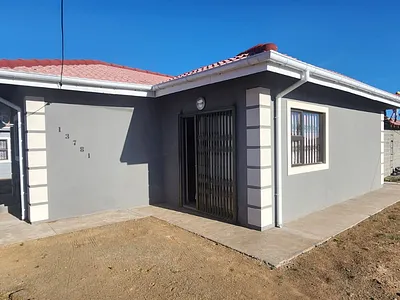3 Bedroom House For Sale in Queenstown - TQur.webp