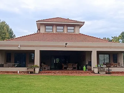 9 Bedroom House For Sale in Parys - 5TDN.webp