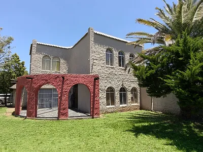 5 Bedroom House For Sale in Ventersburg - JlNw.webp