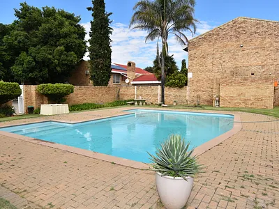 2 Bedroom Apartment For Sale in Welkom - MY0L.webp