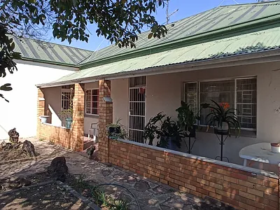 5 Bedroom House For Sale in Parys - HZEe.webp