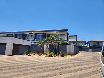 2 Bedroom Apartment For Sale in Polokwane - img