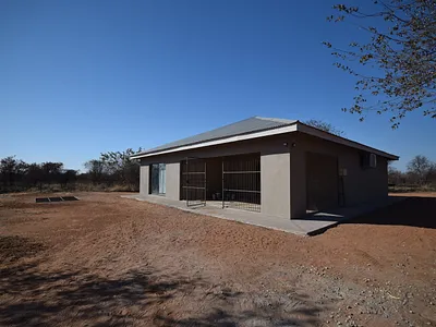 2 Bedroom House To Rent in Lephalale - img