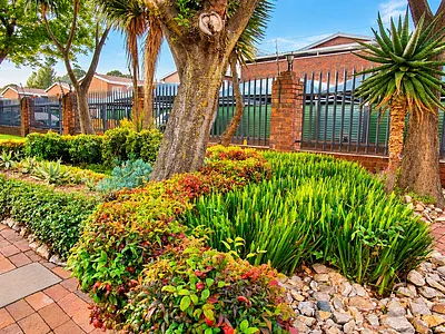 2 Bedroom Townhouse For Sale in Boksburg - img
