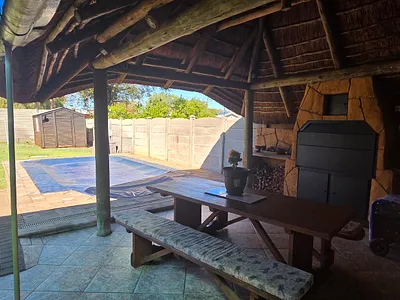 4 Bedroom House For Sale in Kimberley - NUg3.webp