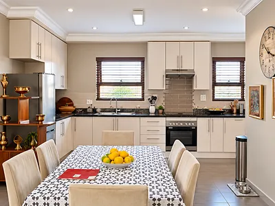 3 Bedroom House For Sale in Springs - img