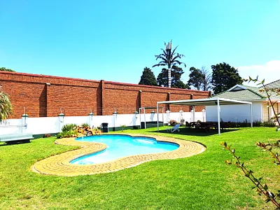 3 Bedroom Apartment For Sale in Roodepoort - gvWb.webp