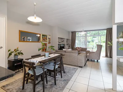 2 Bedroom Apartment For Sale in Pretoria - lghx.webp