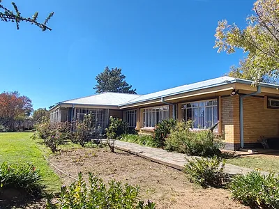 5 Bedroom House For Sale in Vredefort - img