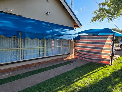 3 Bedroom House For Sale in Kimberley - BDph.webp