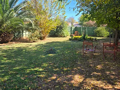 3 Bedroom House For Sale in Klerksdorp - 2svH.webp