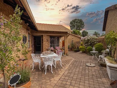 3 Bedroom Townhouse For Sale in Centurion - img