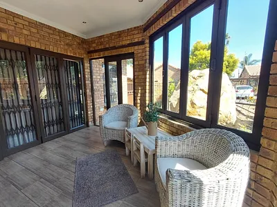 2 Bedroom House For Sale in Boksburg - img